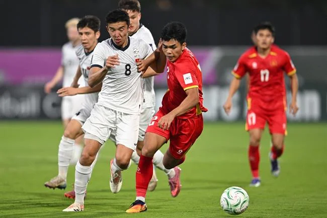 Hình ảnh minh họa các mẹo chơi có trách nhiệm, với người đang quản lý tiền bạc và thời gian